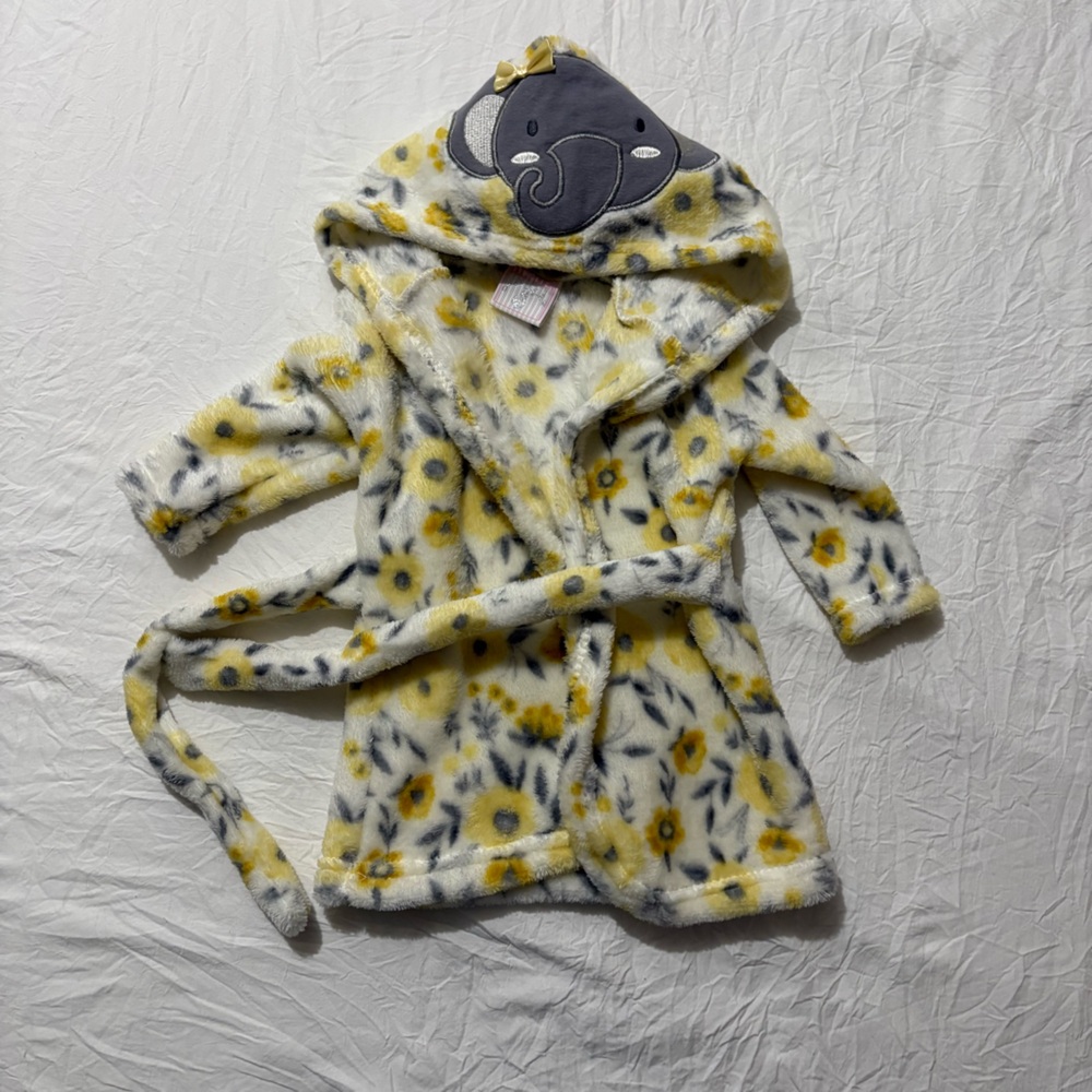 Baby Girls Yellow and Gray Floral Elephant Bath Robe Size 0-9 Month